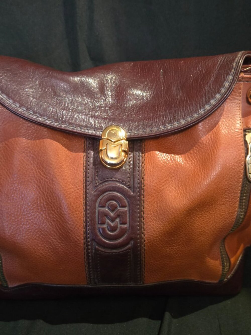 Marino Orlandi Two-Tone Genuine Leather Shoulder Bag – Made in Italy - Picture 2 of 10